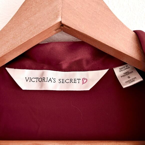 Vintage 90s Victoria Secret Size S Satin Sleep Shirt Burgundy Red Button Up - Picture 4 of 16